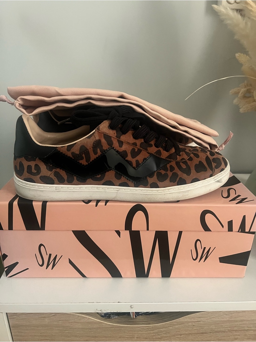 Stuart Weitzman Leopard Print Low-Top Sneakers in Brown and Pink